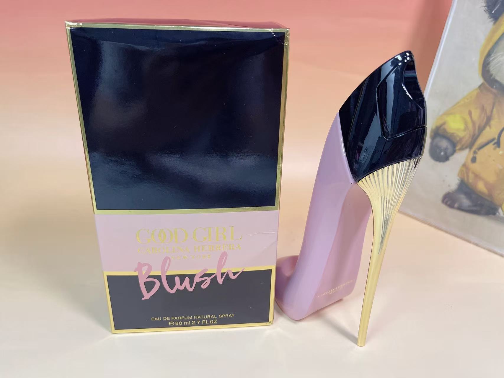 Carolina Herrera Good Girl EDP - Coffee Bean & Tea Menu incelemesi ve fiyatı